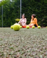 Girls Out West - 19-lilium-loretta-woolf-robin-raine-bts-p1020171