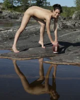 Stunning 18 - 67-0071