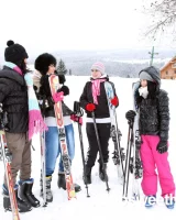 Club Sweethearts - 70-winspe19-087