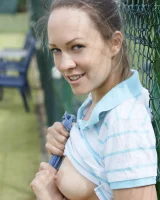 Viv Thomas - 33-ls-m-038