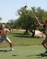 Viv Thomas - 01-tgjosan-001