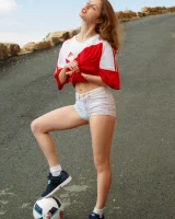 Rylsky Art - 03-clarice-beau-jeu-003