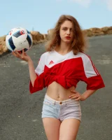 Rylsky Art - 04-clarice-beau-jeu-004